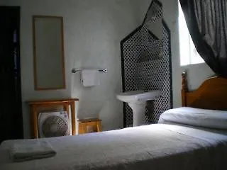 Pension Lisdos Seville