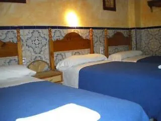 Pension Lisdos Seville