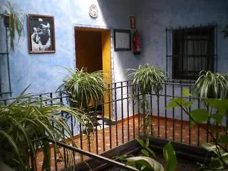 Pension Lisdos Seville Hotel