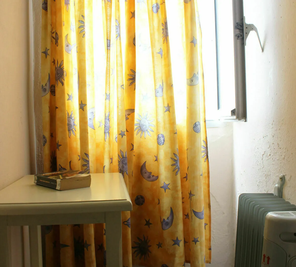 Hotel Pension Lisdos Seville Spain